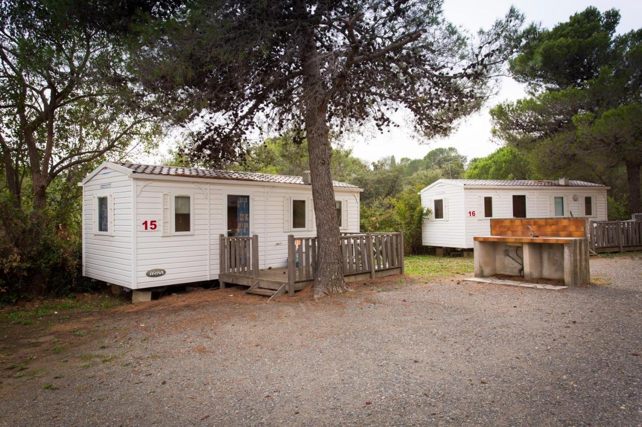 Village Vacances Le Parc Des Chenes La Croix-Valmer Exterior foto